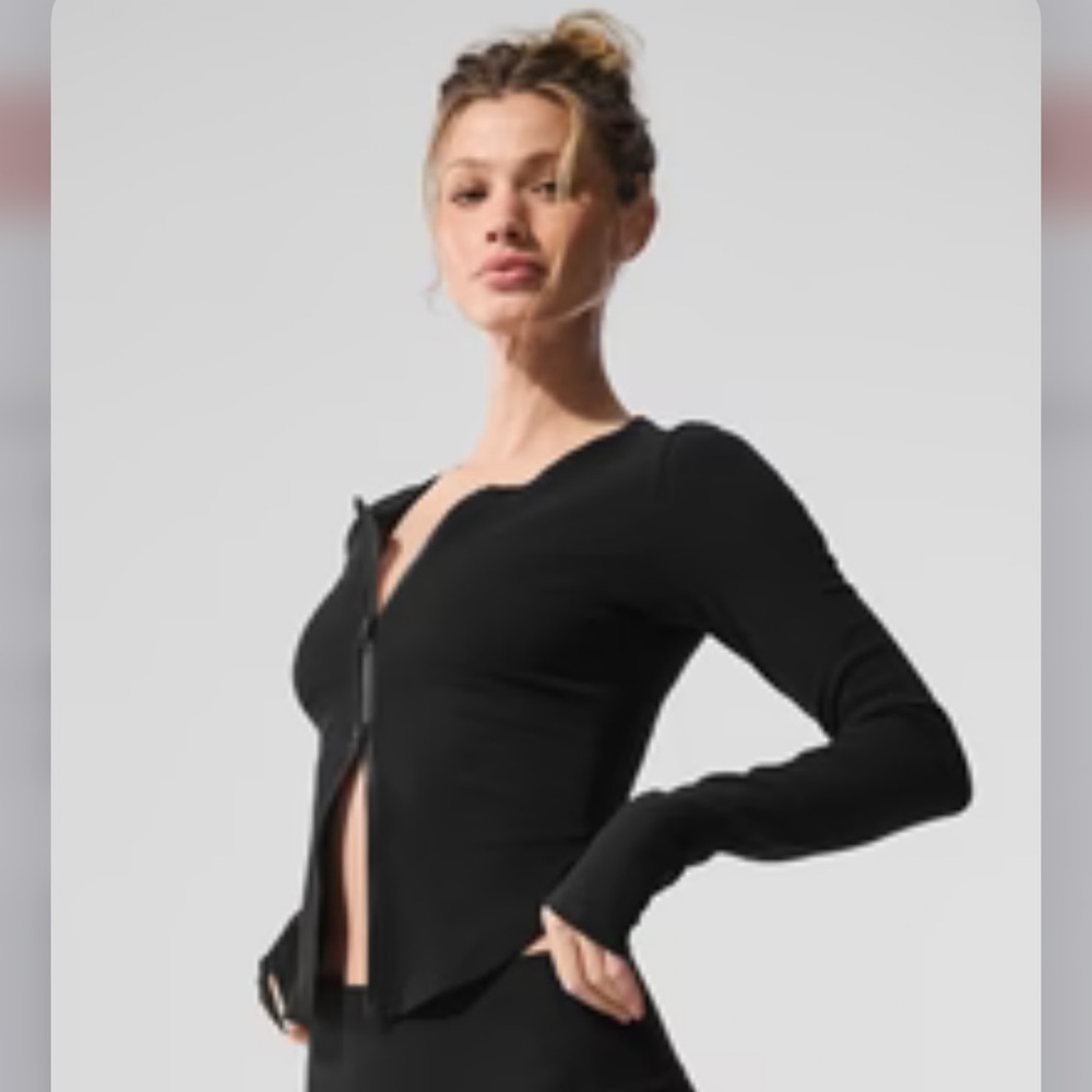 ALO RIBBED STARDUST LONG SLEEVE IN BLACK